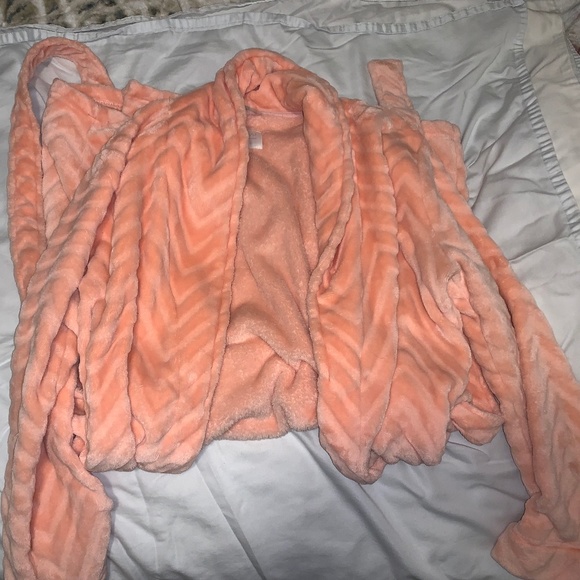 Coral Housecoat - Picture 2 of 2